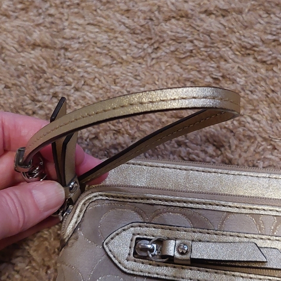❤️SALE! COACH Signature C Canvas and Metallic Leather 3 Pocket Large Wristlet - Picture 11 of 12